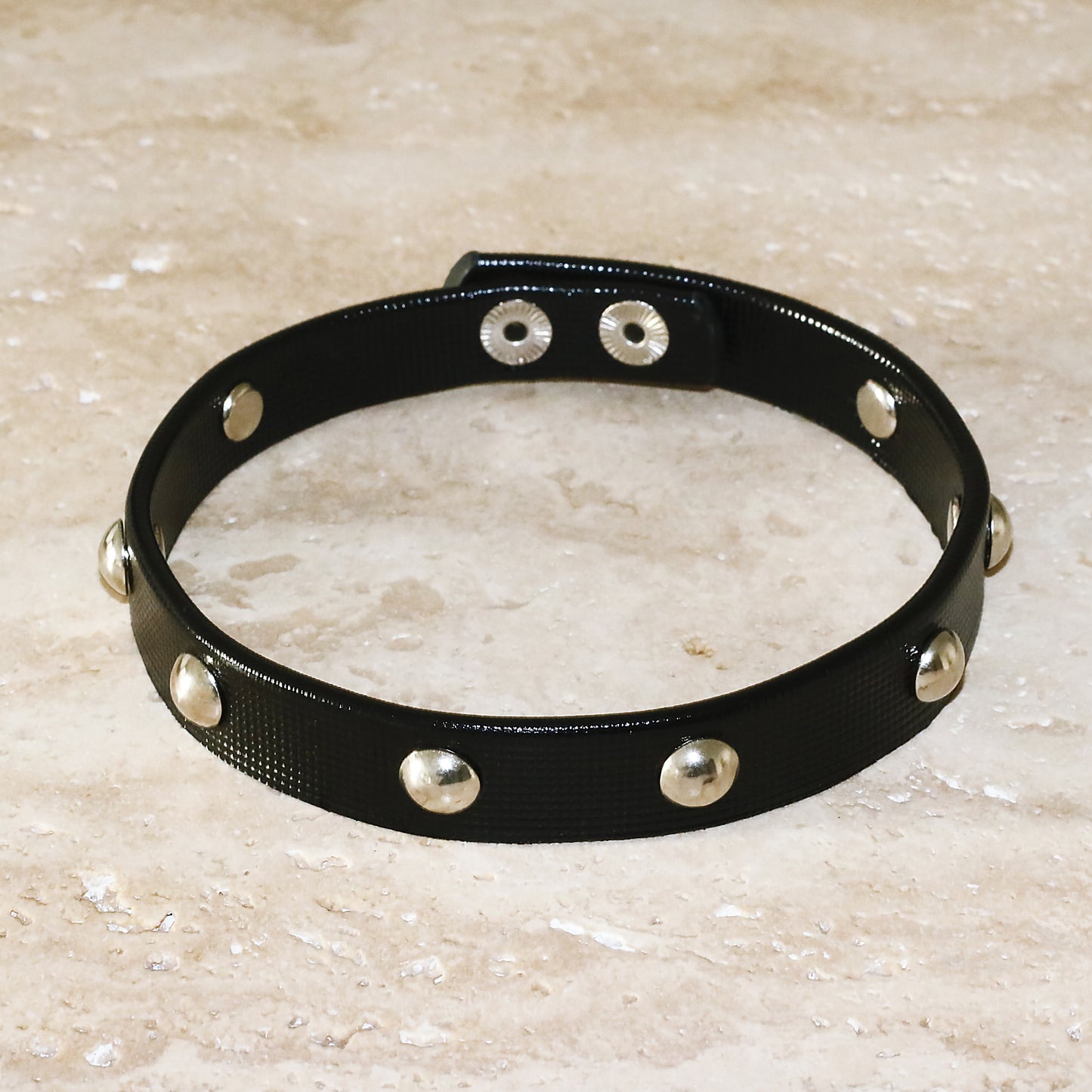 Round Spike Black Choker Kolye